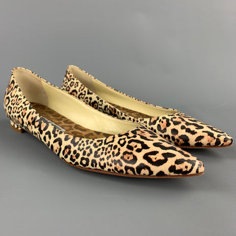 MANOLO BLAHNIK Talla 8.5 Zapatos planos de cuero con estampado animal beige