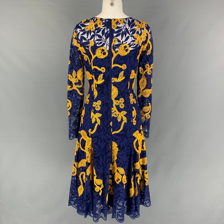 OSCAR DE LA RENTA Resort 2016 Size 4 Blue Yellow Cotton Blend Embroidered Cocktail Dress