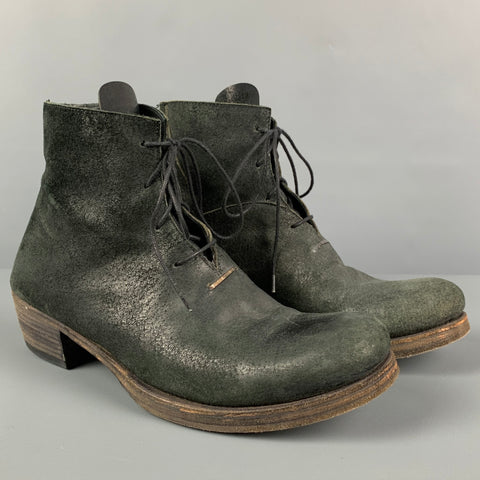 Botas con cordones desgastadas de cuero color carbón talla 7 de M.A+