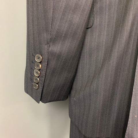 GUCCI Size 42 Regular Black Stripe Wool Notch Lapel Suit