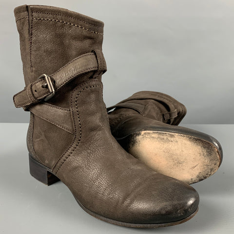 PRADA Taille 10 Bottines à bride en cuir marron