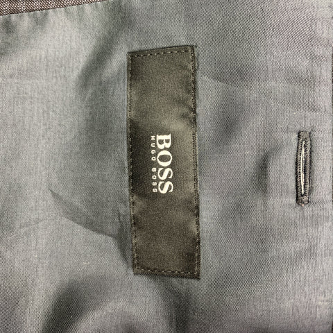 HUGO BOSS Size 40 Plaid Navy Wool 34 x 31 Notch Lapel Suit