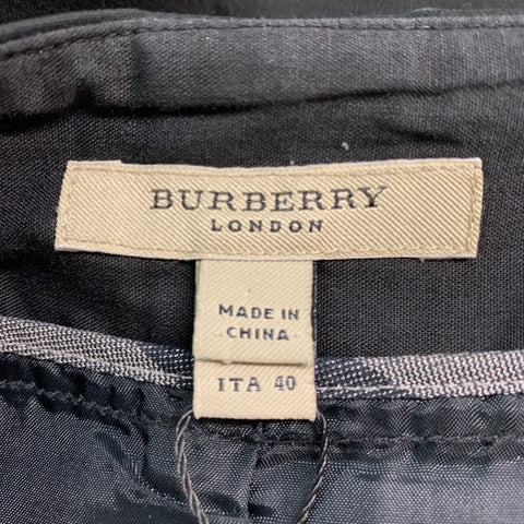 BURBERRY LONDON Size 6 Black Pleated Side Zipper Skirt