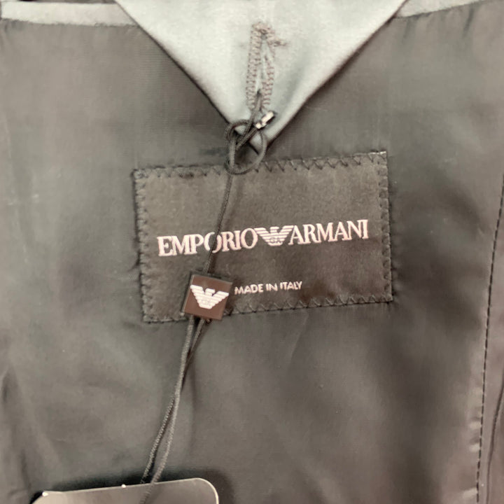 EMPORIO ARMANI SS 20 STARS Limited Edition Size 38 Black Beaded Wool Peak Lapel Sport Coat