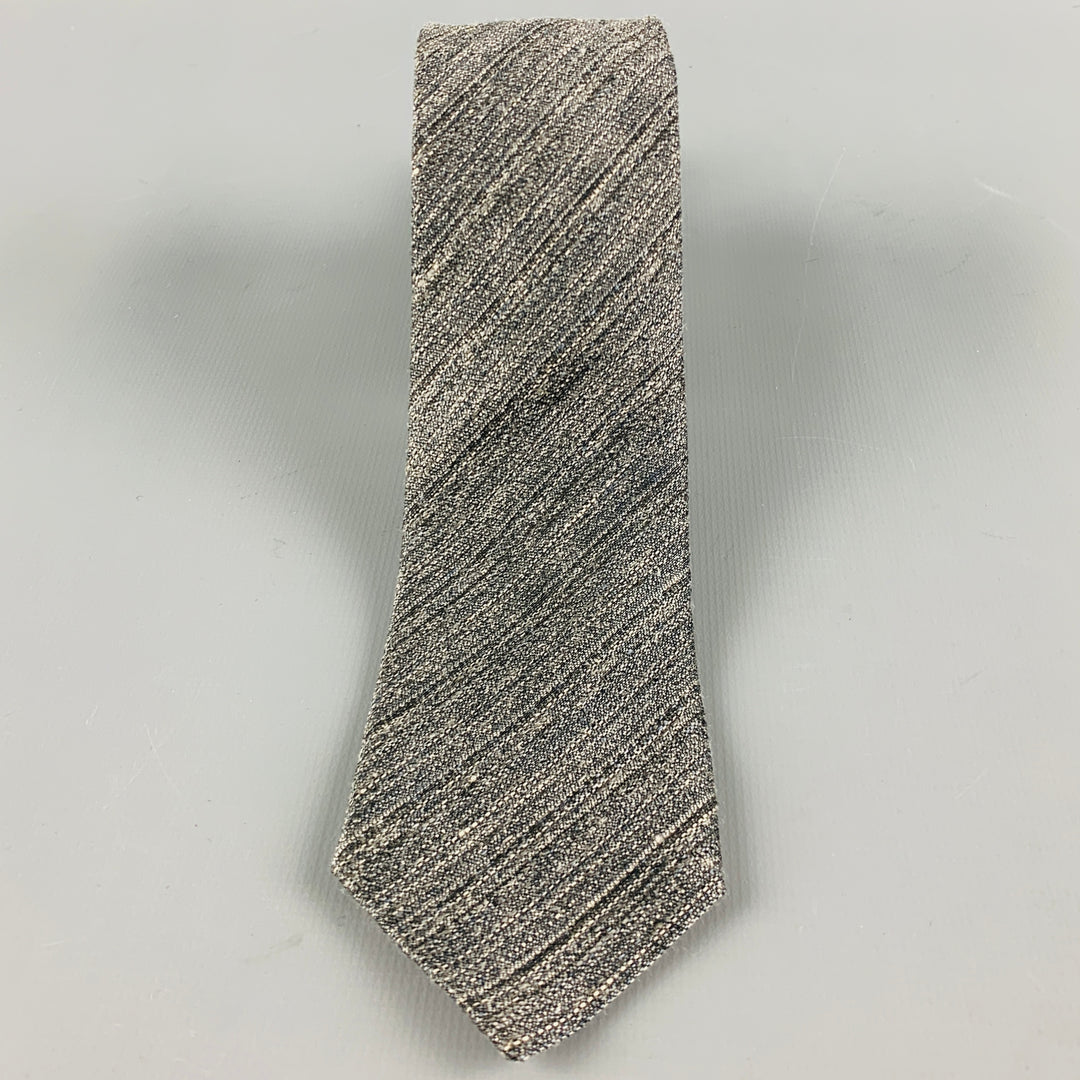 ERMENEGILDO ZEGNA Cravate en soie et lin à rayures diagonales gris blanc