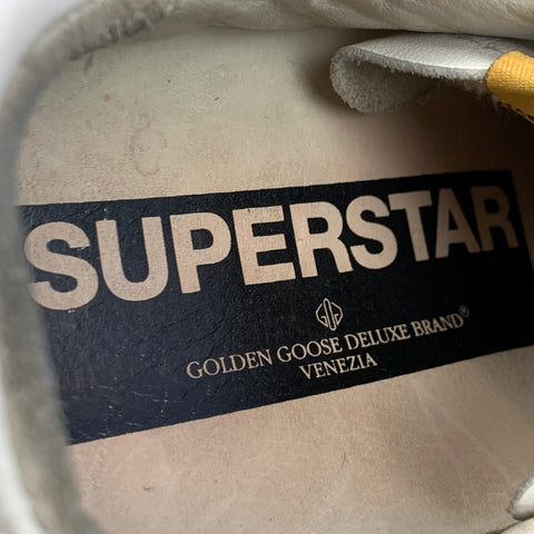 GOLDEN GOOSE Superstar Talla 6 Zapatillas bajas de ante desgastadas en beige y negro