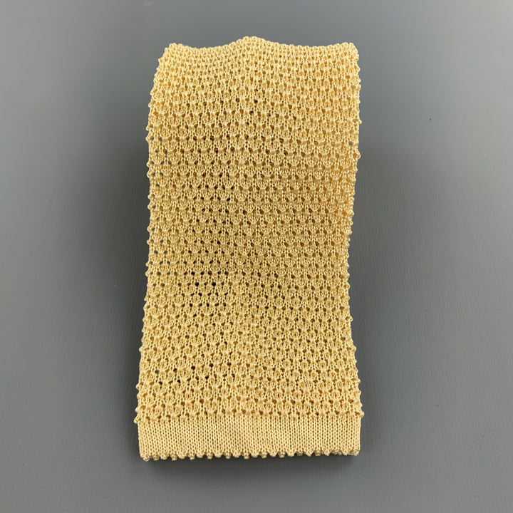 TURNBULL &amp; ASSER Cravate en tricot texturé en soie beige jaune