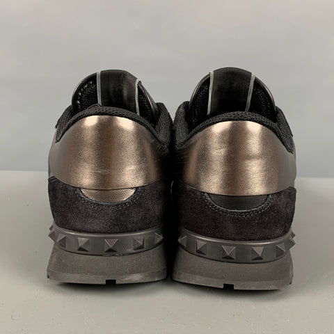 VALENTINO Talla 10 Zapatillas con cordones de cuero de camuflaje negro y plateado