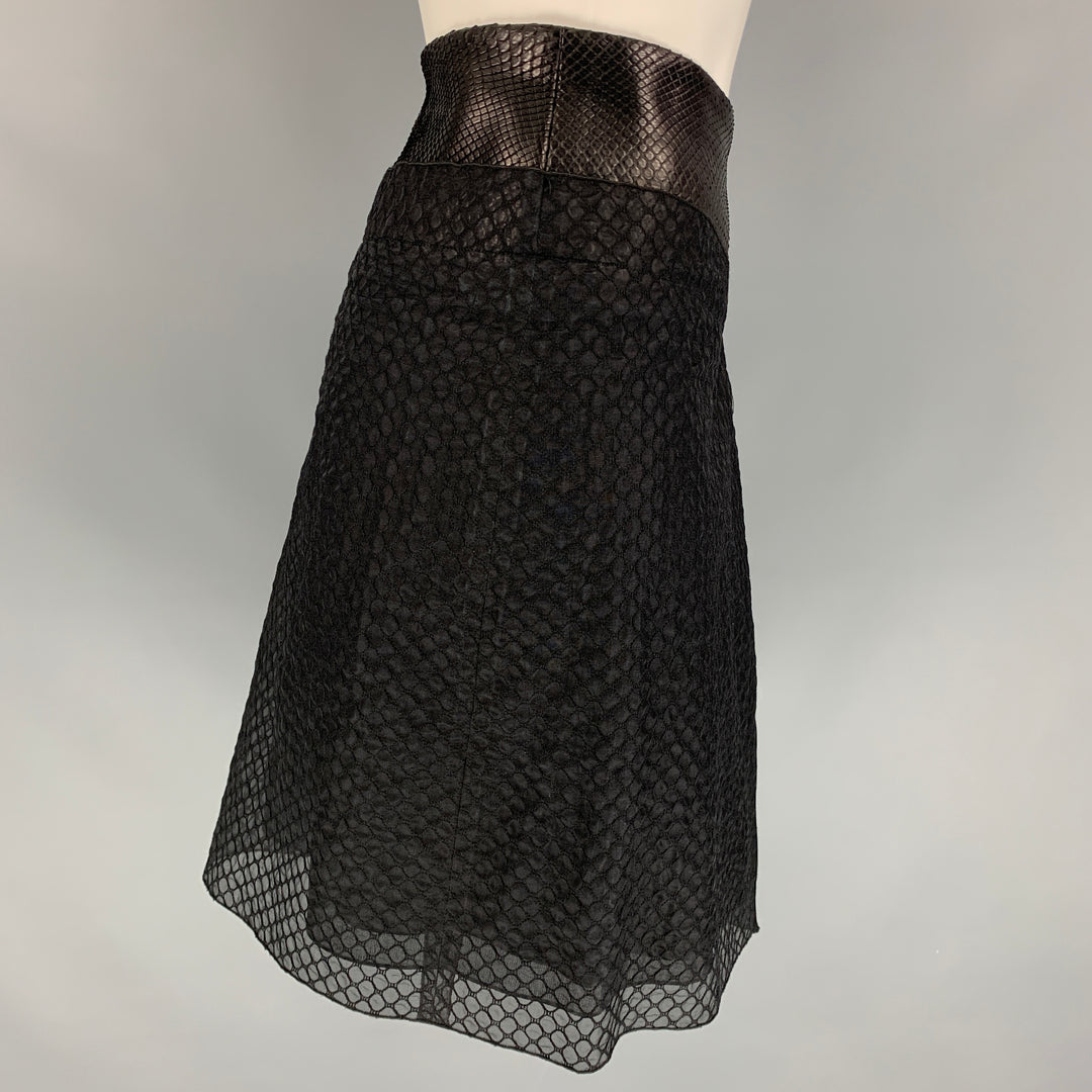 REED KRAKOFF Size 2 Black Textured Silk / Cotton Snake Skin Knee-Length Skirt