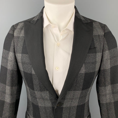 MESSAGERIE Size 36 Grey & Black Plaid Wool Blend Peak Lapel Sport Coat