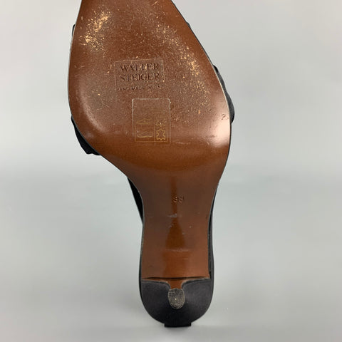 WALTER STEIGER Talla 8 Mules con correa en el tobillo de seda satinada negra