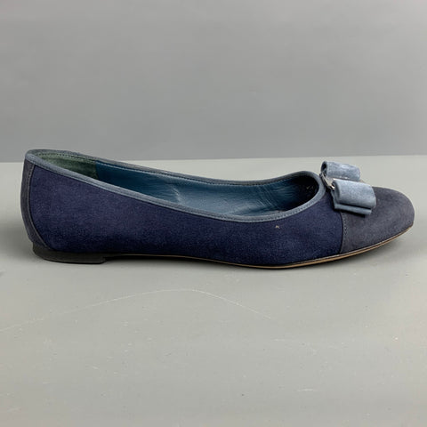 SALVATORE FERRAGAMO Talla 7 Bailarinas de ante azul marino