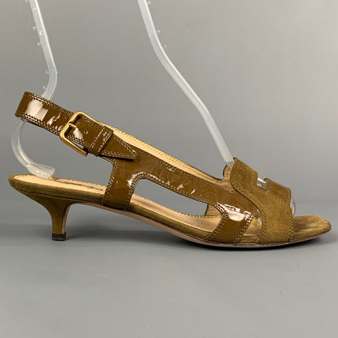 YVES SAINT LAURENT Talla 9 Sandalias de tacón de gatito de charol de ante marrón