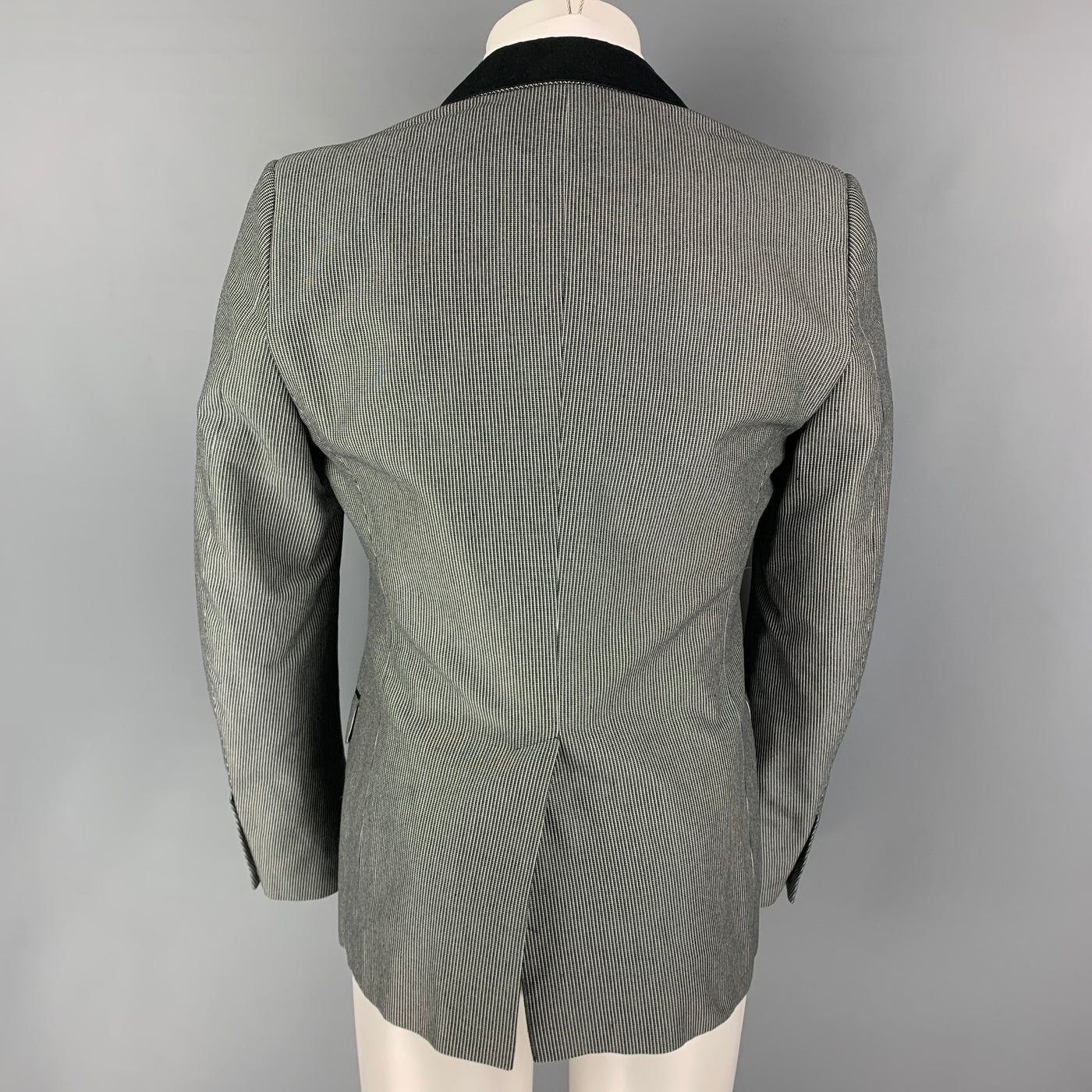 GUCCI Size 40 Black White Stripe Cotton Notch Lapel Sport Coat