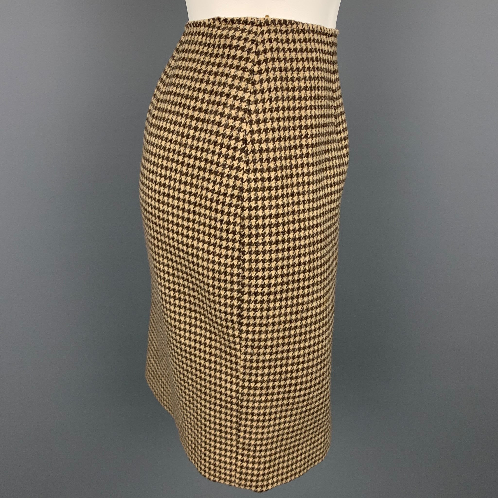 Beige shop houndstooth skirt