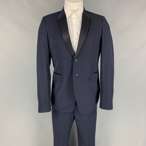 BURBERRY PRORSUM Taille 38 Costume de smoking à revers cranté en laine vierge bleu marine régulier