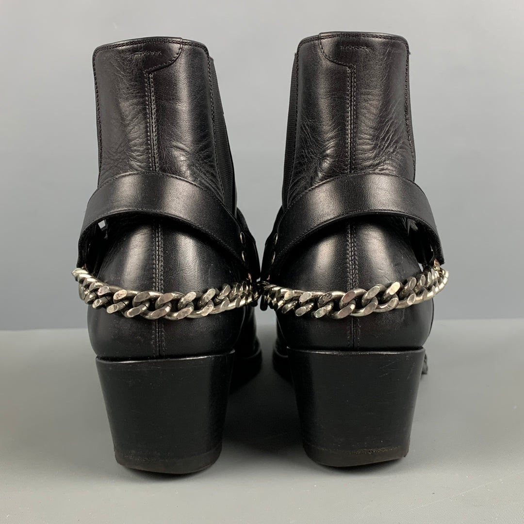CELINE Botas Chelsea de cuero con cadena negra talla 8