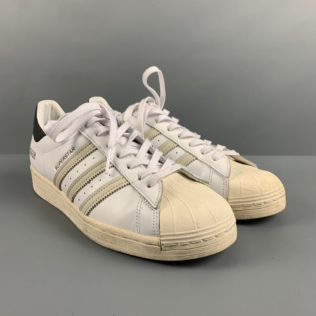 ADIDAS Size 10 White Beige Leather Low Top Sneakers Sui Generis Designer Consignment ADIDAS Size 10 White Beige Leather Low Top Sneakers Sui Generis Designer Consignment