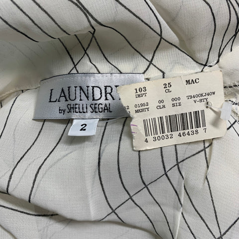 LAUNDRY Size 2 White Black Rayon Abstract Button Up Blouse