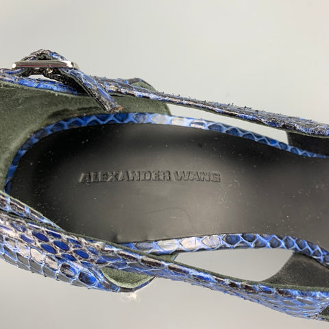 ALEXANDER WANG Inka Talla 8.5 Zapatos de tacón de cuero con relieve azul y negro