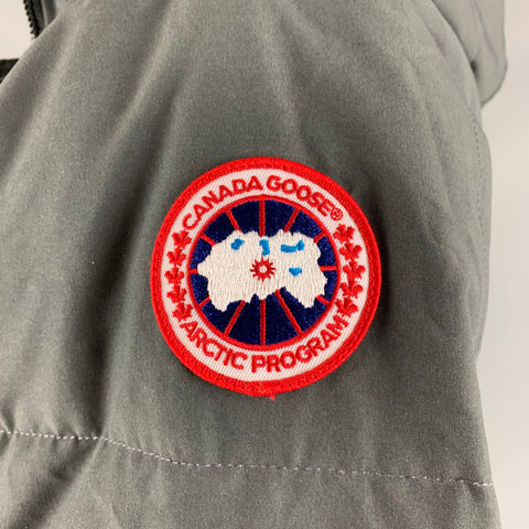 CANADA GOOSE Size XL Grey Quilted Polyester Cotton Hooded Jacket