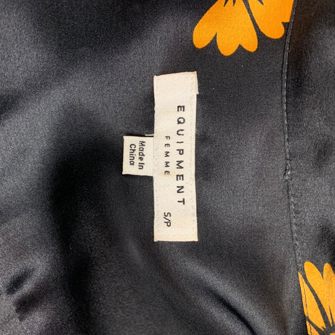 EQUIPMENT Size S Navy & Yellow Floral Silk Blouse