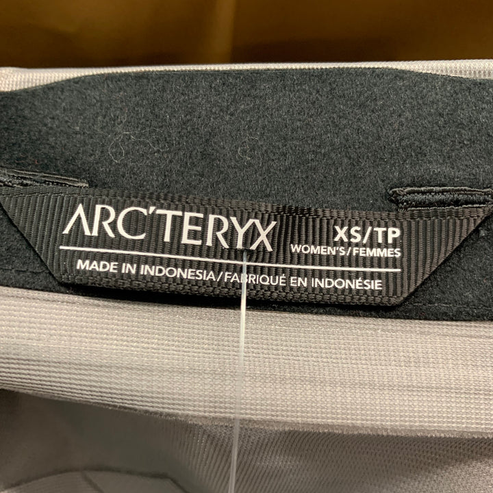 ARCTERYX Size XS Khaki Nylon Hooded Jacket