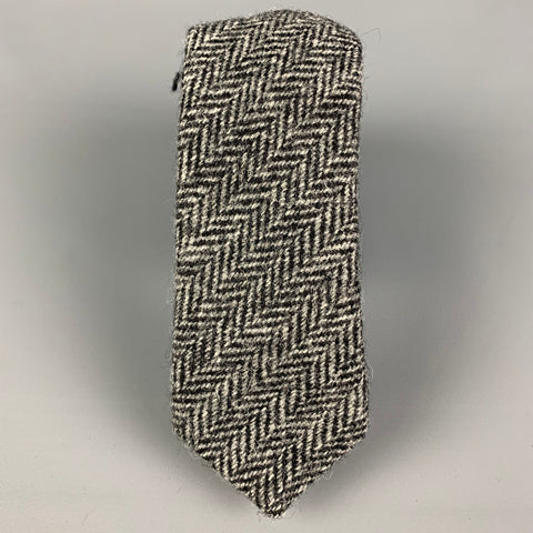 GITMAN BROS Gray Herringbone Wool Tie