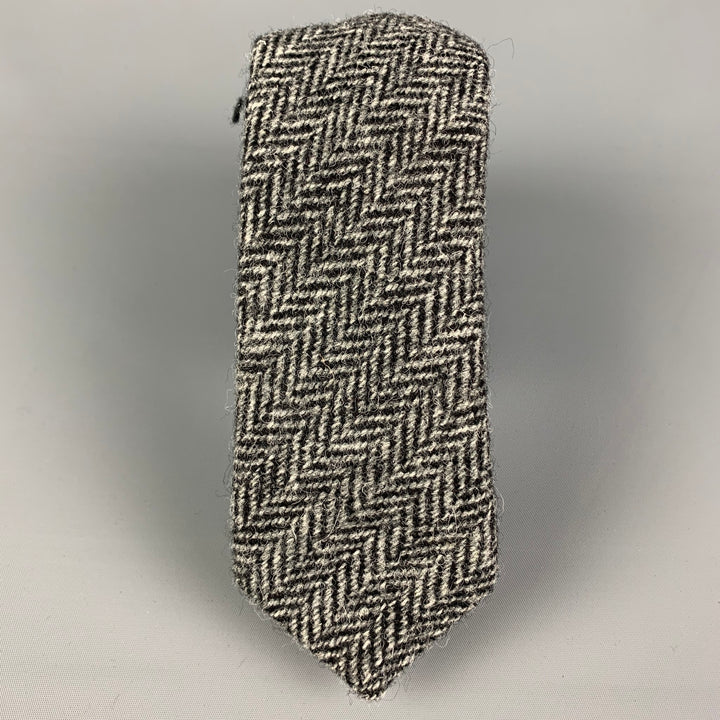 GITMAN BROS Gray Herringbone Wool Tie