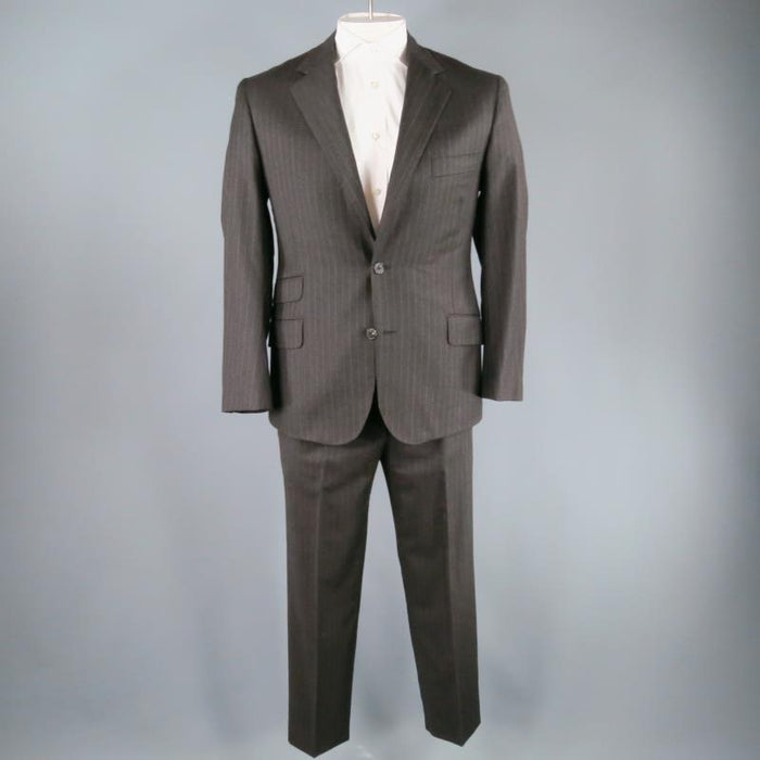 HERMES 42 Regular Charcoal Pinstriped Wool 2 Button 3 Flap Pocket Suit