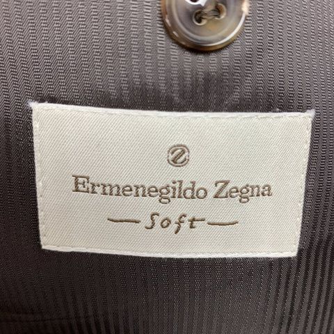 ERMENEGILDO ZEGNA Size 44 Brown Rayon Peak Lapel Peacoat