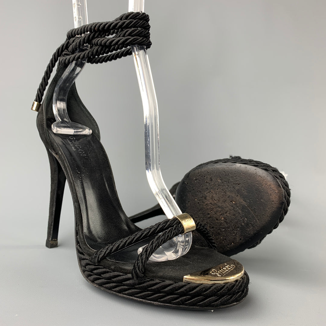 GUCCI Talla 5.5 Sandalias con plataforma de cordón de seda de ante negro y dorado