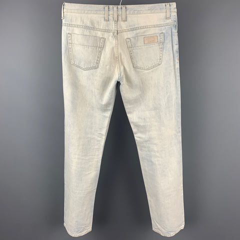 GUCCI Talla 32 Vaqueros con bragueta de botones de algodón con lavado azul claro