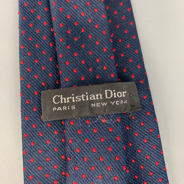 CHRISTIAN DIOR Corbata azul marino con lunares rojos