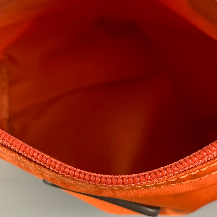 Neceser TUMI de nailon naranja